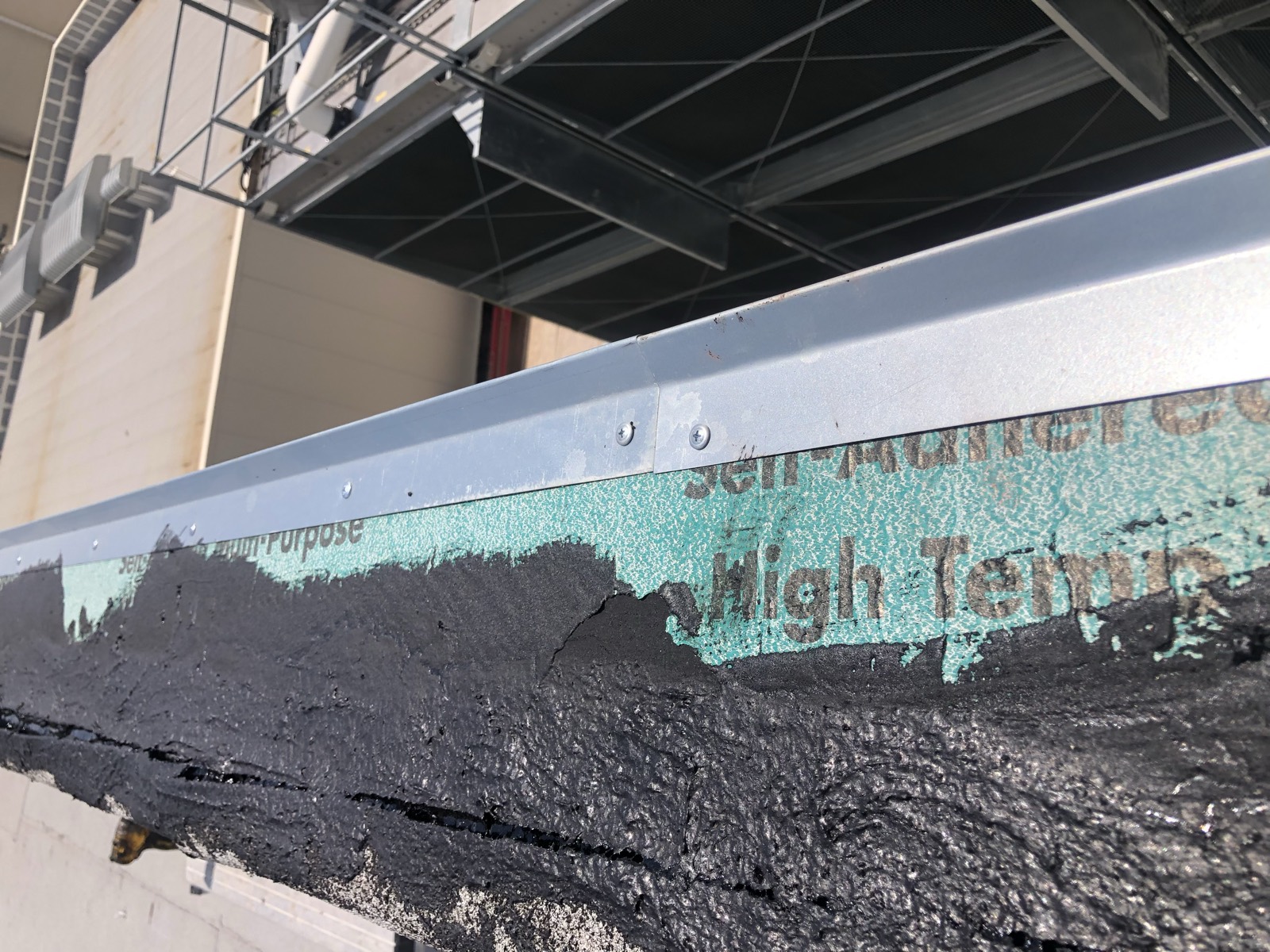 Commercial low-slope flat roof in Leander, TX