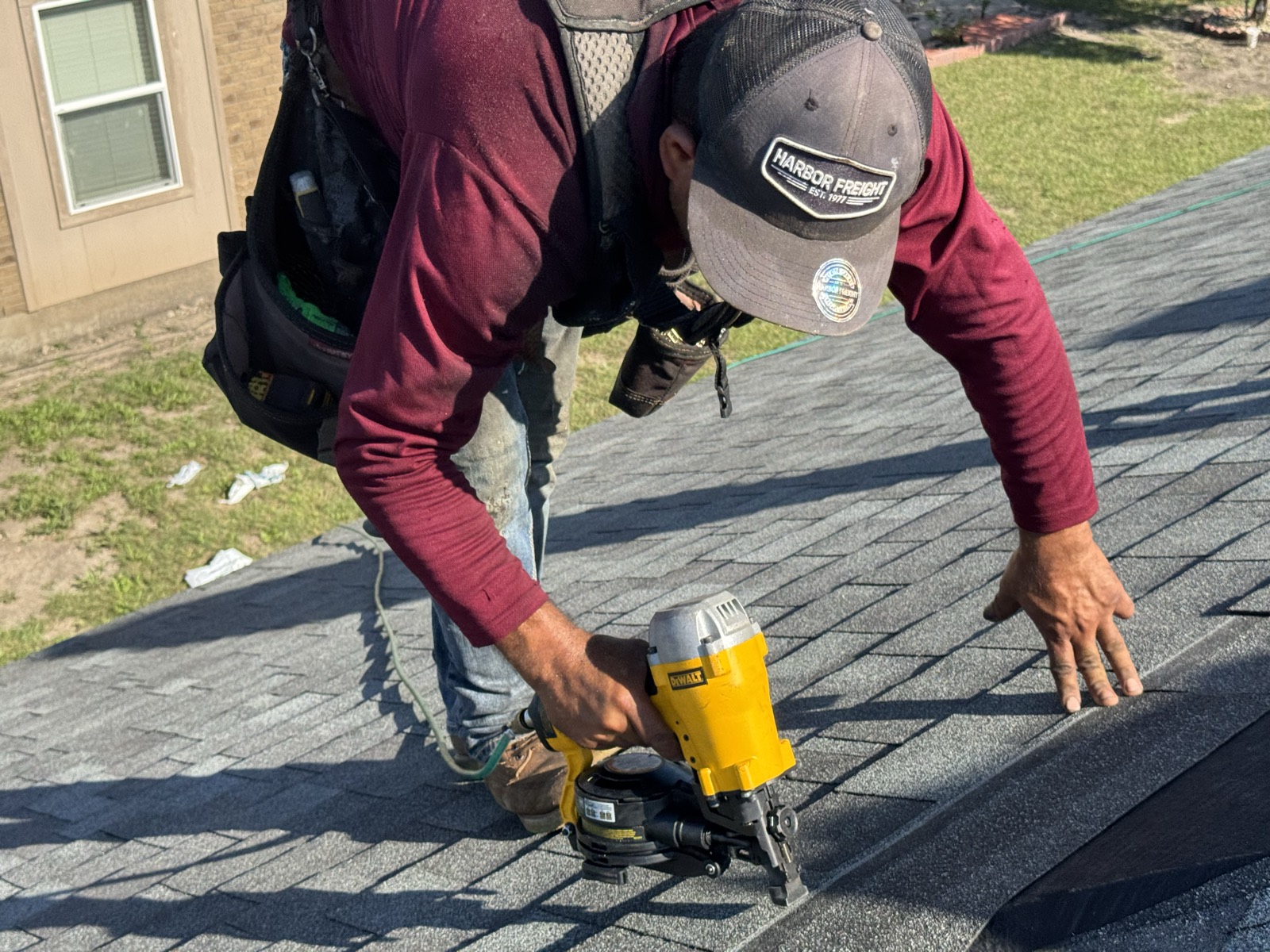 Asphalt shingle roof repair work in Leander, TX