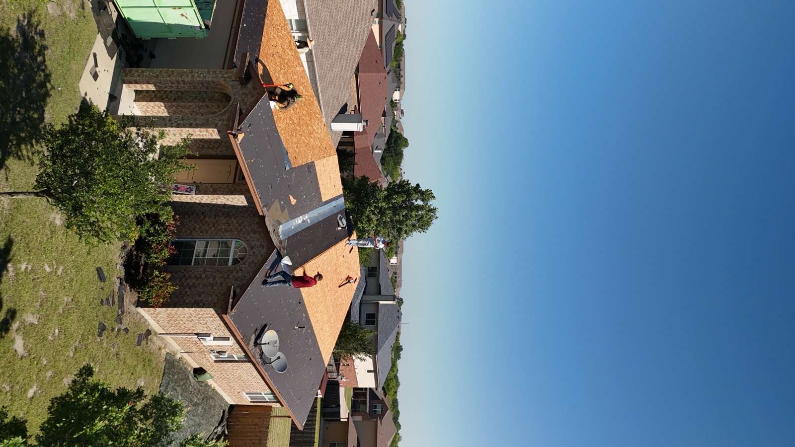 Townhome neighborhood roofs in Leander, TX